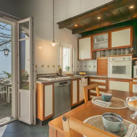 Giuliano's House - Amazing View By Rent 拉利奥