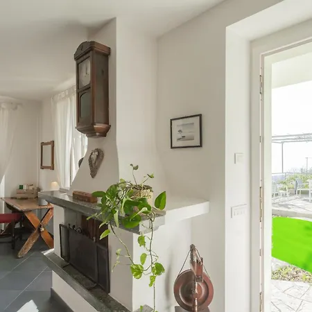 Giuliano's House - Amazing View By Rent Laglio